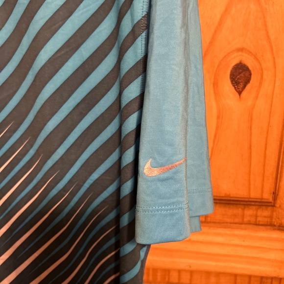 Nike Golf Tour Performance Dri-Fit Shirt - Picture 4 of 5